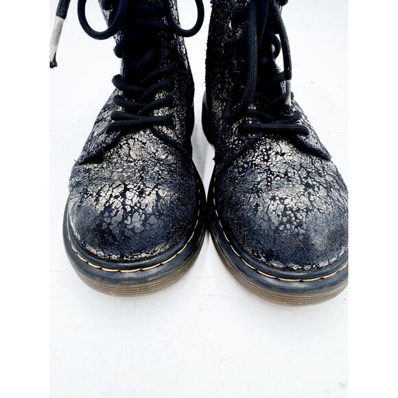 Dr. Martens size 12 Youth 1460 Crinkle Metallic Lace Up Boots - Picture 4 of 7